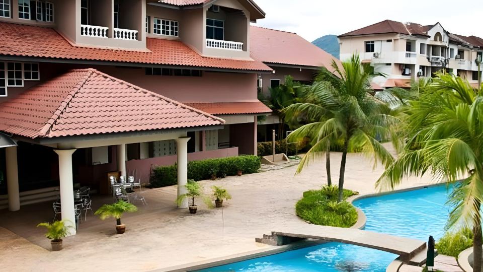 Gold Pine Resort