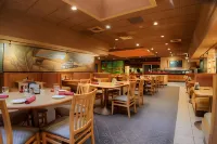 Holiday Inn Express & Suites Southgate - Detroit Area Hotels in Southgate