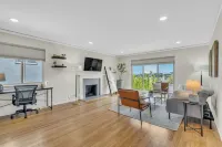 Spacious 4Bedroom/4Bathroom Home Near SF, SFO. Golfing, Beaches & Nature