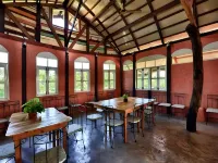 Sanita Cottage Hotels in Chom Bueng