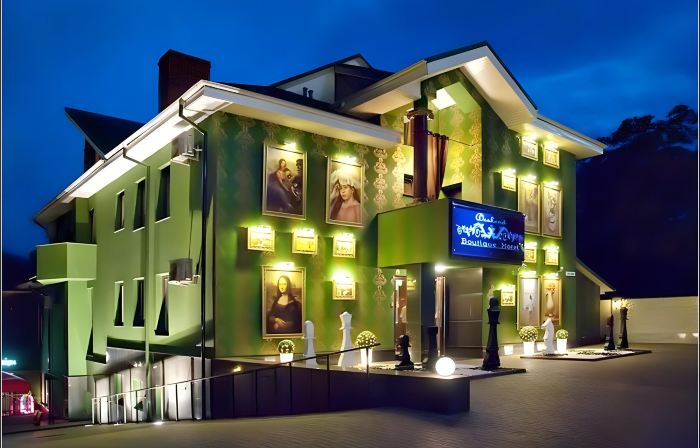 Weekend Boutique Hotel