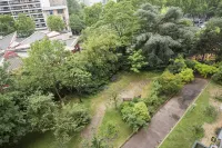 Apartment near Pont de Grenelle Hotels in Paris