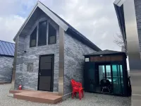 Anseong Yongseol Lake Tourist Farm