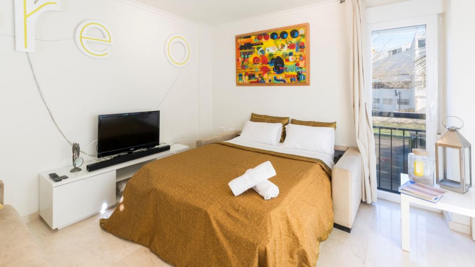 COLL GROC - Nice villa with shared swimming pool in Grau i Platja