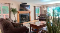 Multi-Level Stratton Retreat with family friendly amenities