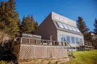 Spacious  MILLION DOLLAR VIEW home w/ fitness room, hot tub in charming Homer