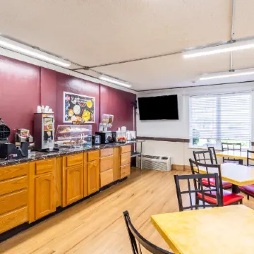 Countryside Suites Kansas City Independence I-70 East Sports Complex Hotel