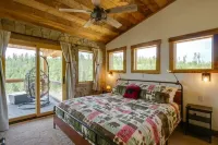 Luxe Cabin w/Hot Tub & Mtn Views