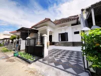 Casa de Vie Homestay Hôtels à : Lowokwaru