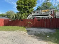 The James Leonard House with Pool!