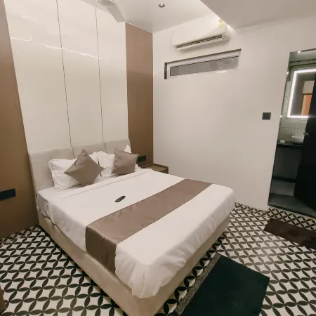 Hotel Prince Garden Daman Hotels in Vapi