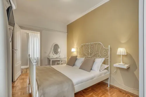 ATRHOME penthouse Frattina