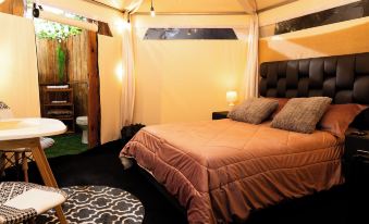Look & Luck Glamping by David