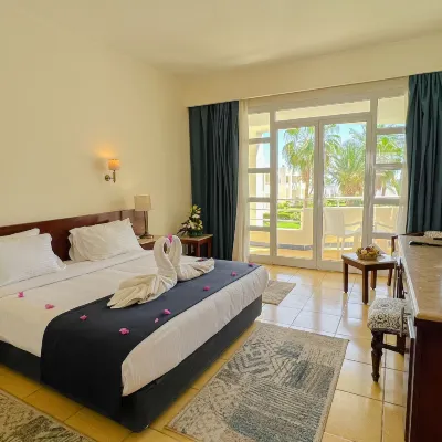 Sharm Reef Hotel Hotels near Al-Sahaba Mosque