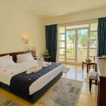 Sharm Reef Hotel Отели рядом с достопримечательностью «Коптская церковь»
