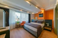 Rise Inn Hotel - B&B