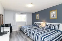Lakeside Inn Hotels in Cloyne
