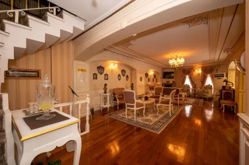 Villa Paradiso Hotel - Condos