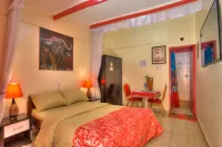 Red Buffalo House Hotel