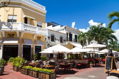 Superior Studio Free Wi-fi Centrally Located Corales Del Sur 15 Km from Airport Hotels in Santo Domingo Este