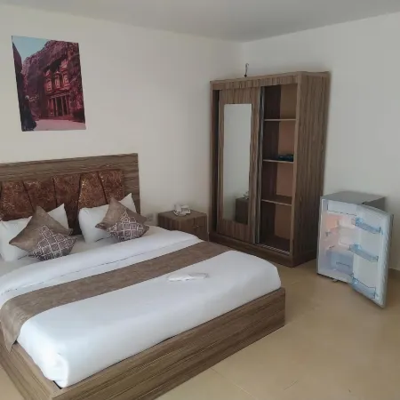 Rayan Hotel Suites