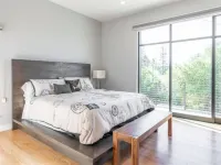 ULTRA LUXE Lafayette Modern House Brand NEW Hotels in Lafayette