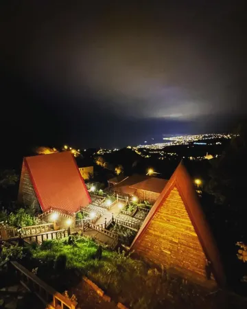 Antik House Bungalov Отели рядом с достопримечательностью «Ak Yaşam Residence»