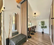 Seasun Hostel Các khách sạn ở Northridge