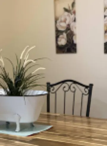 2 Bedroom Downtown Apt Walkable Safe Clean