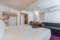 Rua Fresca 22 Hoteles cerca de Palacio de la Pena