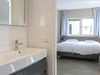 Villa in Friesland with Waterfront Garden Hotel dekat Watervilla park Idskenhuizen