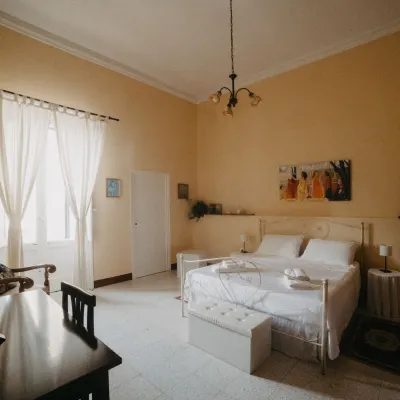 Piazza Argento Hotels near Duomo Square