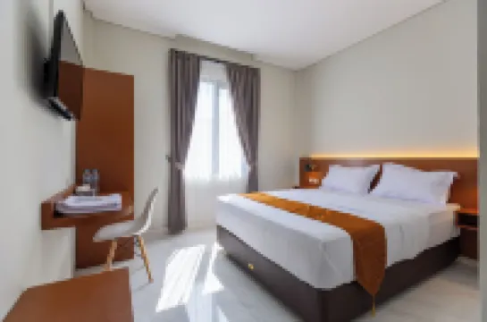 Fazza Homes Syariah Hotel di Menanggal