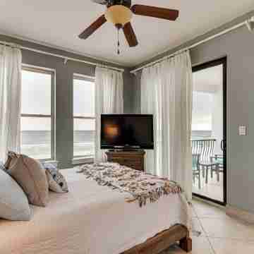 Ocean Front Escape 4 Bedroom Home by RedAwning Rooms