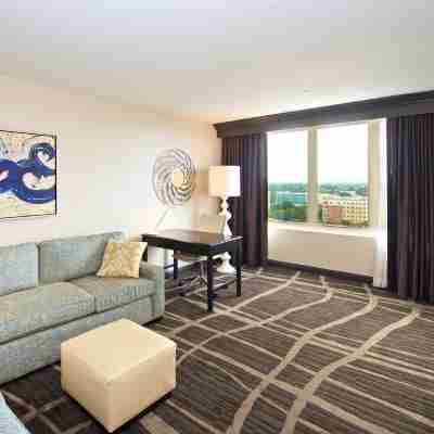 Hilton St. Petersburg Bayfront Rooms