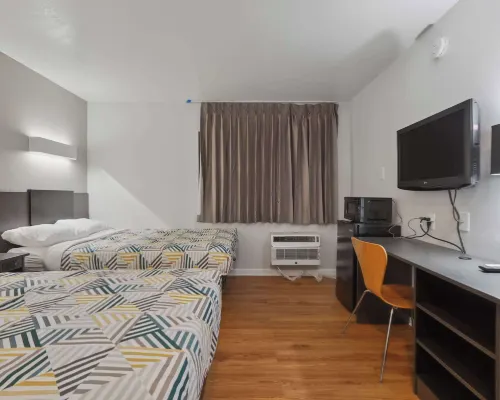 Motel 6 Normal, IL - Bloomington Area Hotels in McLean County