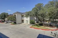 Studio 6 Extended Stay - San Antonio, TX - Six Flags