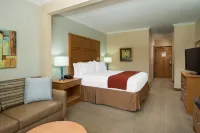 Holiday Inn Express & Suites SANTA CLARA - SILICON VALLEY by IHG インテル博物館周辺のホテル