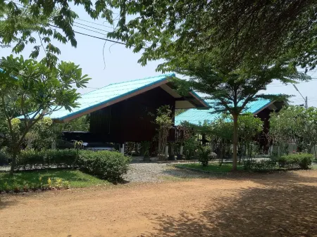 Phaiwan Baansawn Resort