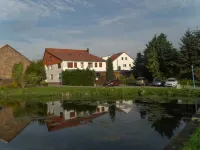 Pension zum Schwanenteich Hotels in Süplingen