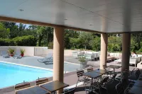 Ibis Hyères Centre - Pools