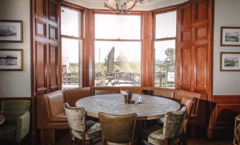 Boat Country Inn and Restaurant