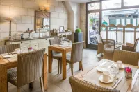 Hôtel l'Adresse - 朝食