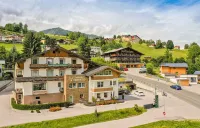 Landhaus Hubertus Wellness & Breakfast - parking