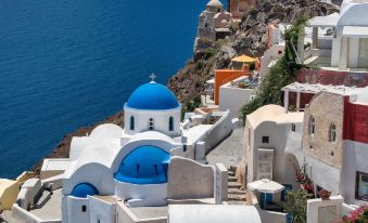 Kaleidoscope Oia Suites