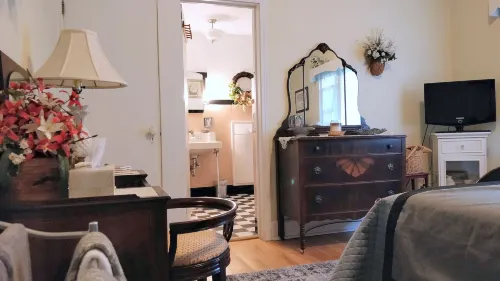 Maurrocks Bed & Breakfast Hotels in Swiftwater