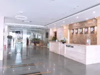Luxe Hotel Hotels in Dong My