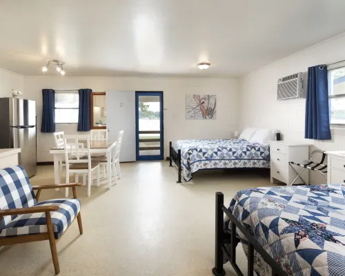 Oasis Lake Buchanan Hotels in Llano County