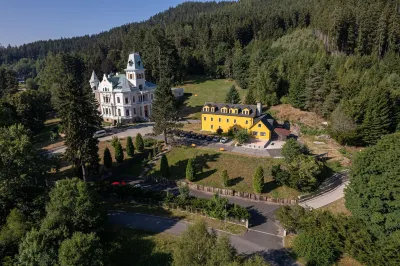 Hotel Château Cihelny Hotels near Loket Castle