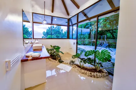 Akua Suites Ocean View Отели в г. Тарколес